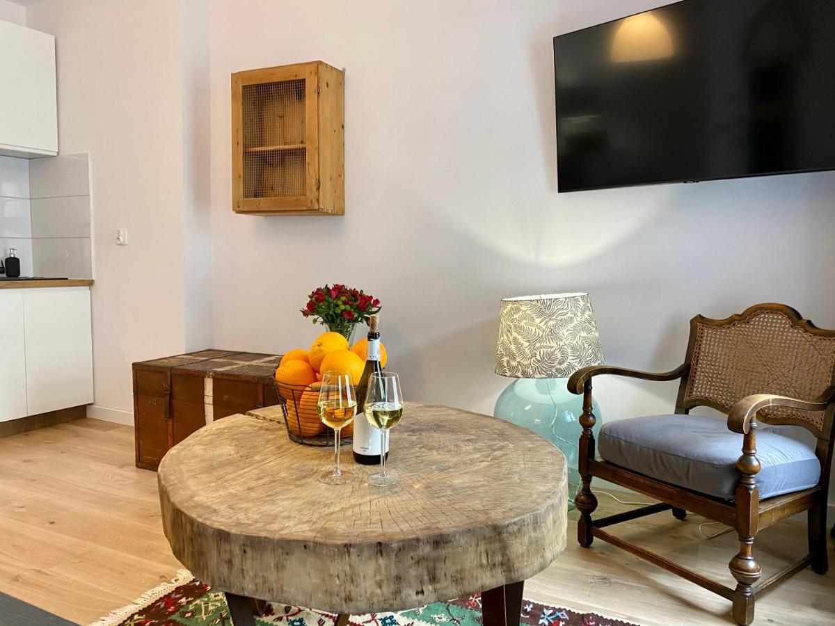 Apartament Hrabala Jelenia Góra Exterior foto